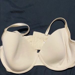 Cacique strap/strapless bra